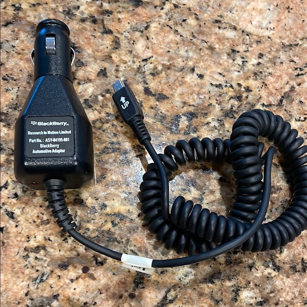 Blackberry Automotive Adaptor Part ASY-04195-001 -- untested and selling as is